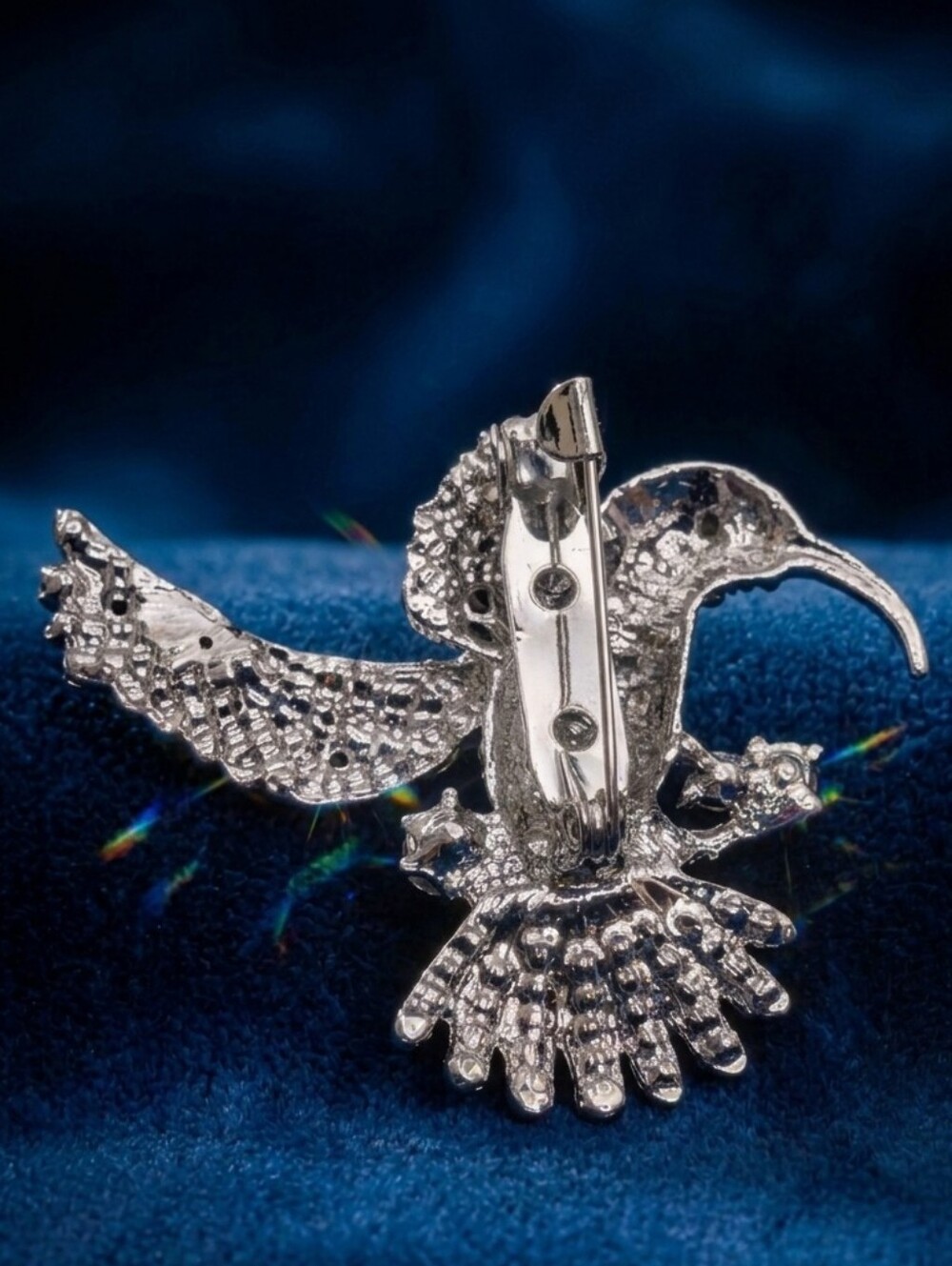 Rhinestone Hummingbird Brooch Silver Tone Flying Bird Pin - Picture 3 of 3